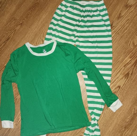 Christmas pajamas - Picture 1 of 2